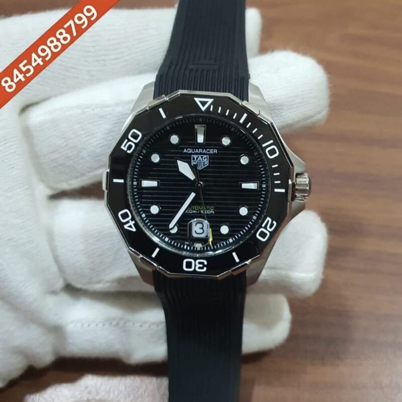 TAG Heuer Aquaracer Calibre 5 Professional 300 Diver Black Dial Black Rubber Strap Swiss Automatic Watch