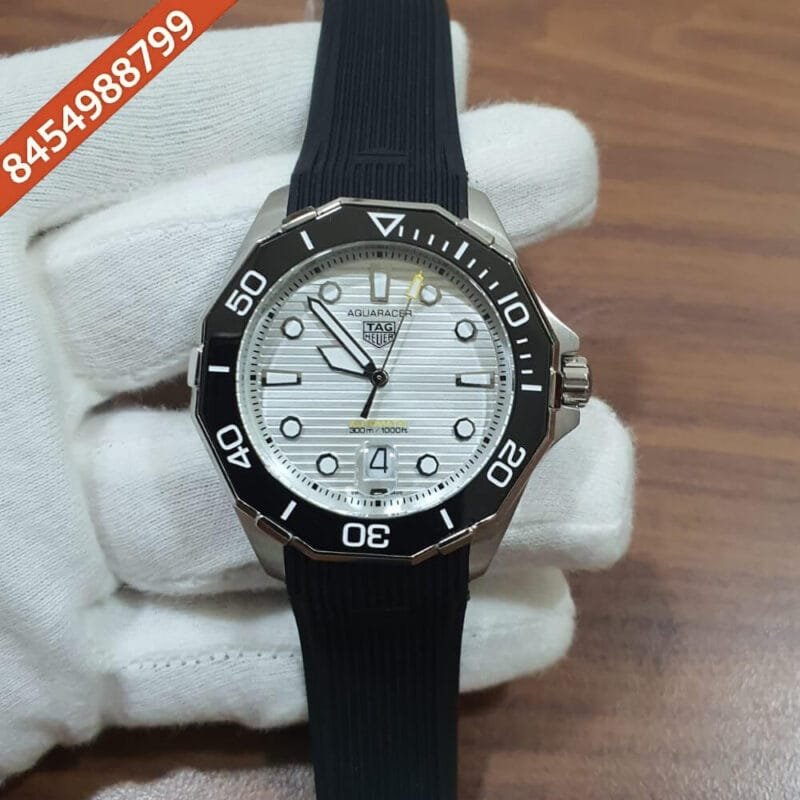 TAG Heuer Aquaracer Calibre 5 Professional 300 white Diver Black Rubber Strap Swiss Automatic Watch