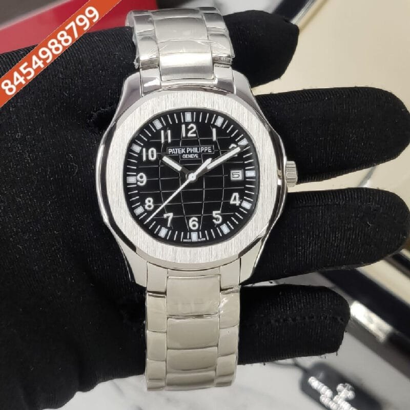 Patek Philippe Aquanaut  Black Dial Stailness Steel Strap Auotomatic Watch