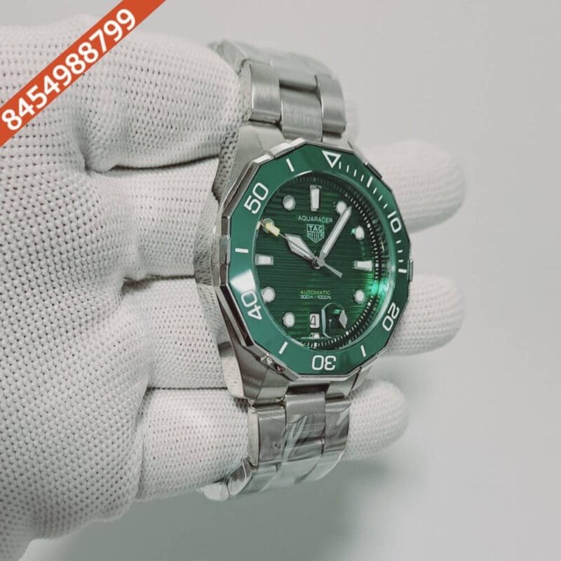 TAG Heuer Aquaracer Calibre 5 Professional 300 Diver Green Dial Stainless Steel Strap Swiss Automatic Watch - Image 2