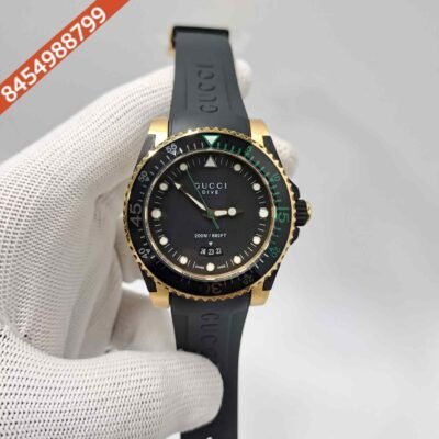Gucci DIVE Gold Black Date Edition Rubber Strap Swiss Watch